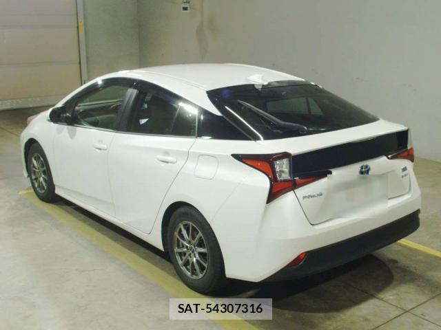Toyota PRIUS 2021-06 8009336-1