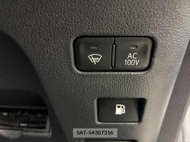 Toyota PRIUS 2021-06 8009336-10