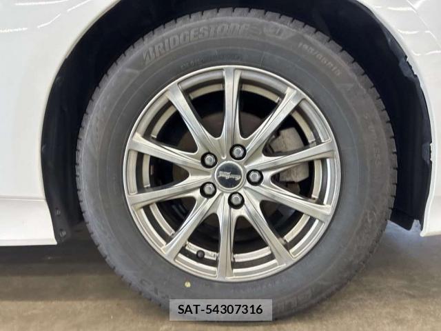 Toyota PRIUS 2021-06 8009336-8