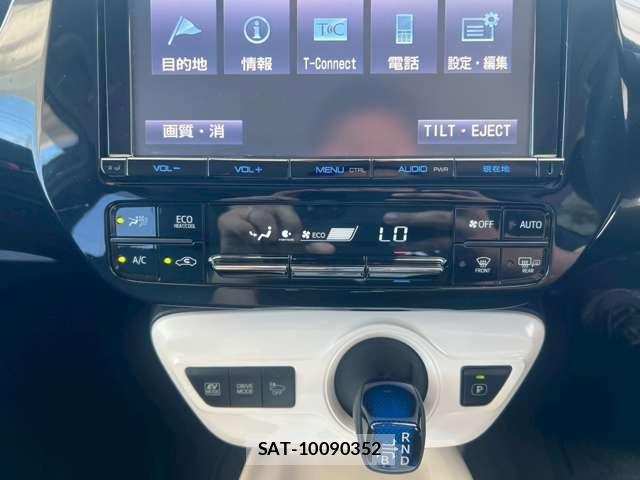 Toyota PRIUS 2016-01 8010342-13