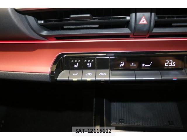Toyota PRIUS 2023-07 8010462-13