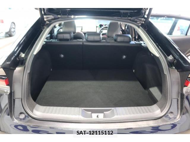 Toyota PRIUS 2023-07 8010462-18