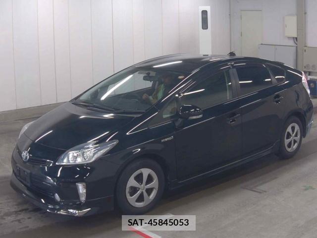 Toyota PRIUS 2015-03 8010482-3