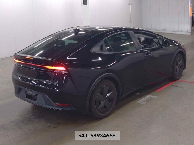 Toyota PRIUS 2024-01 8010486-4