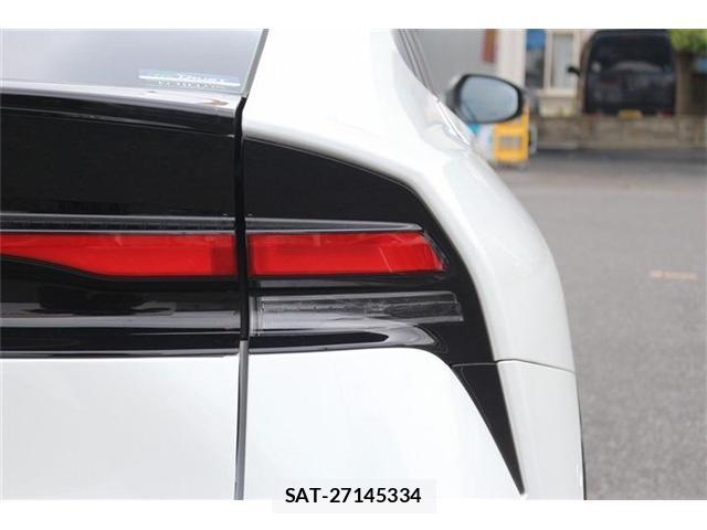Toyota PRIUS 2023-03 8010793-12