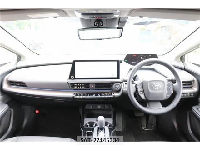 Toyota PRIUS 2023-03 8010793-17