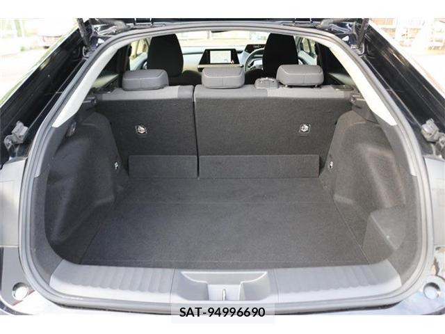 Toyota PRIUS 2023-06 8010797-15