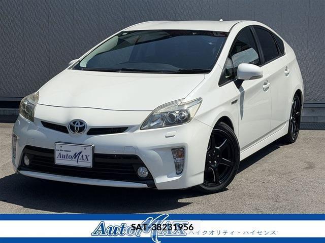 Toyota PRIUS 2013-02 8010876-0