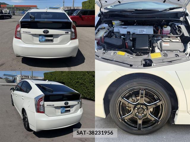 Toyota PRIUS 2013-02 8010876-7