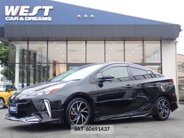 Toyota PRIUS 2021-11 8010898-0