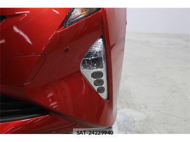 Toyota PRIUS 2016-04 8011331-15
