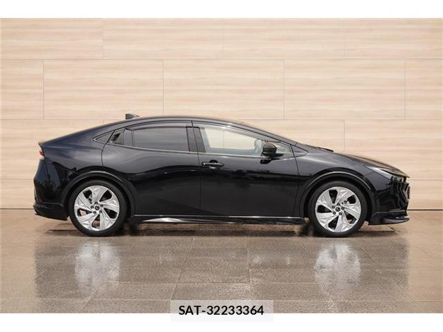 Toyota PRIUS 2024-01 8011934-4