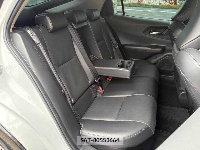 Toyota PRIUS 2023-07 8011935-11