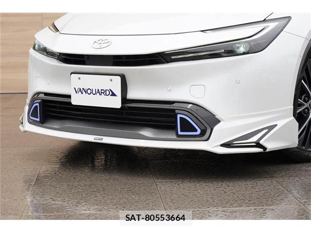 Toyota PRIUS 2023-07 8011935-4