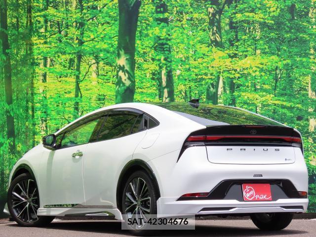 Toyota PRIUS 2023 8011968-4