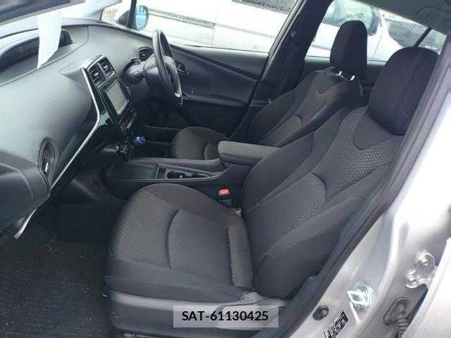 Toyota PRIUS 2021-07 8012103-15