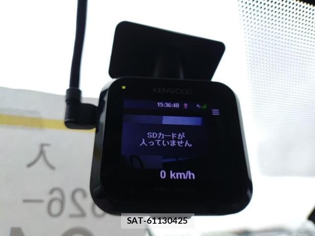 Toyota PRIUS 2021-07 8012103-16