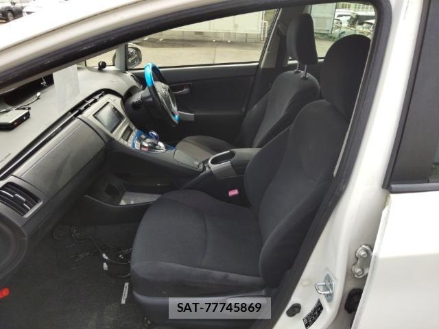 Toyota PRIUS 2013-07 8012105-15