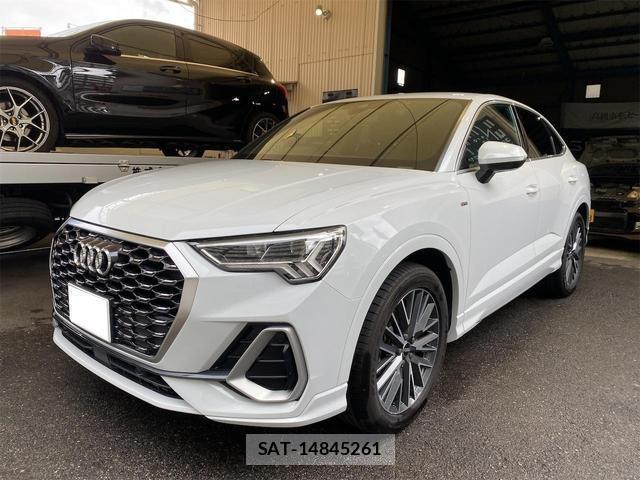 Audi Q3 2021-10 8005808-0