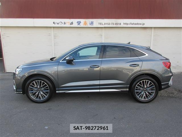 Audi Q3 2024-04 8007079-2
