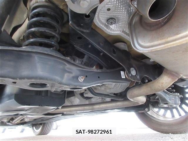 Audi Q3 2024-04 8007079-6