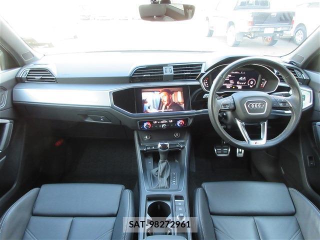 Audi Q3 2024-04 8007079-7