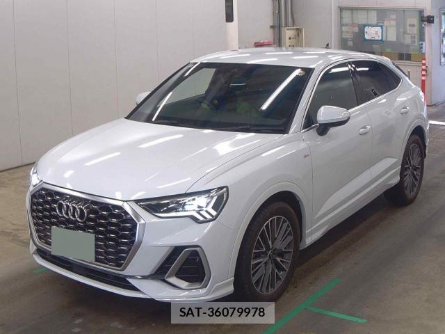 Audi Q3 2023-08 8009116-0