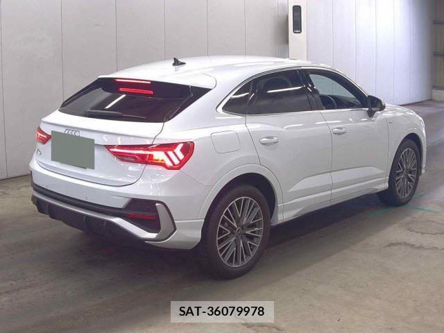 Audi Q3 2023-08 8009116-1