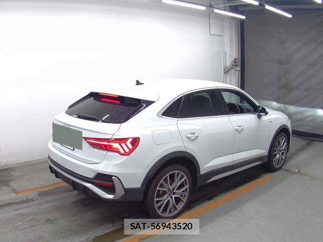 Audi Q3 2023-10 8010201-1