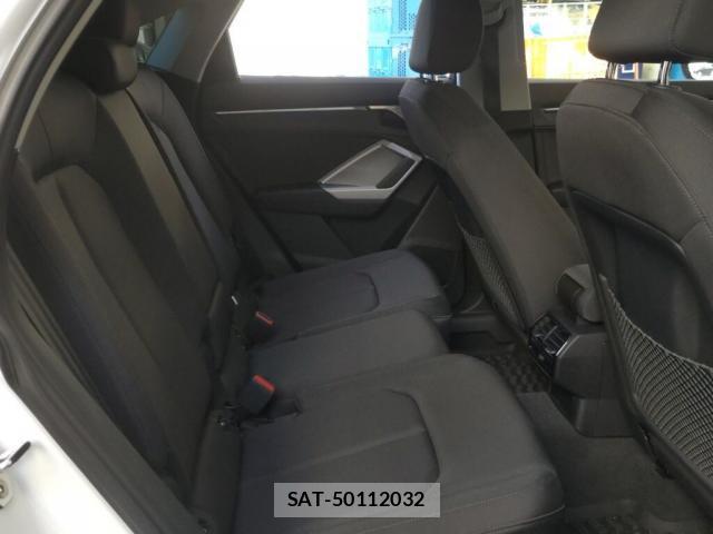 Audi Q3 2024-02 8010222-5