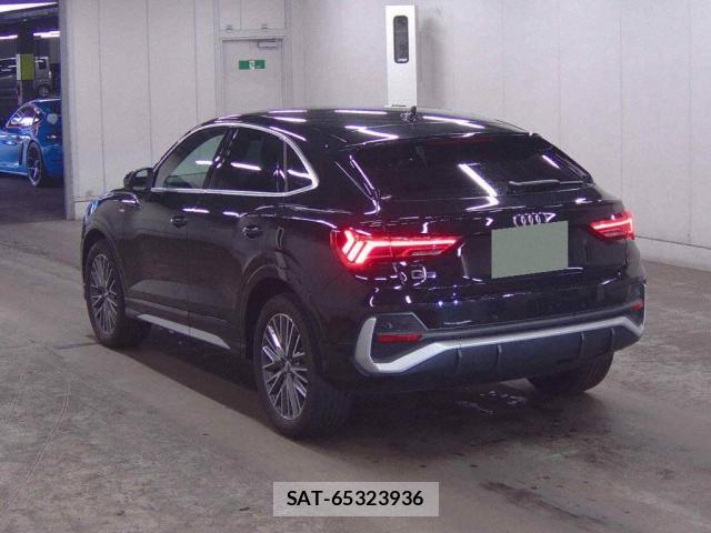 Audi Q3 2021-02 8010249-4