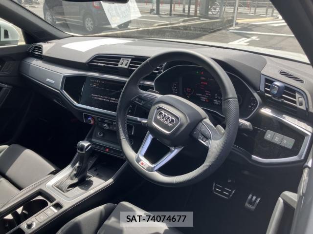 Audi Q3 2024-12 8010547-12
