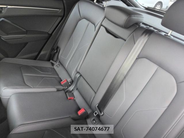 Audi Q3 2024-12 8010547-3
