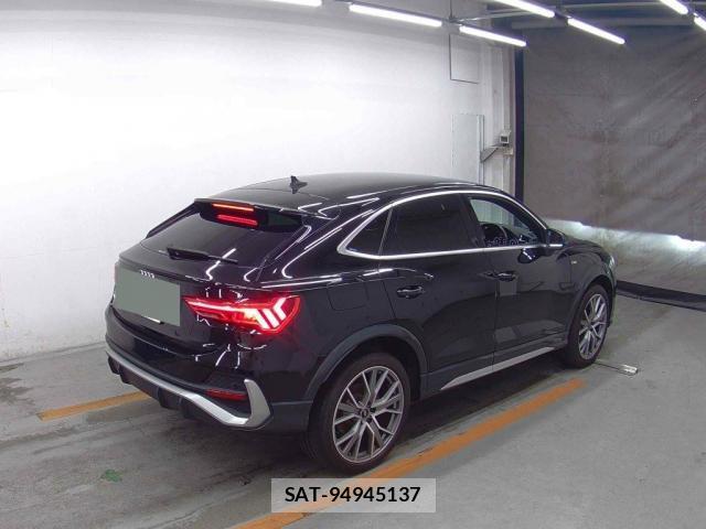 Audi Q3 2024-01 8010556-8