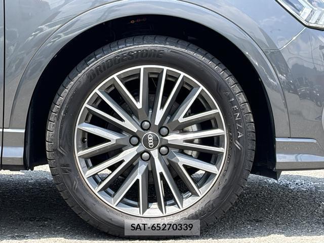 Audi Q3 2024-08 8006934-16