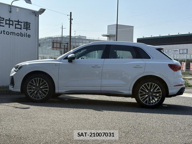 Audi Q3 2024-08 8006935-13