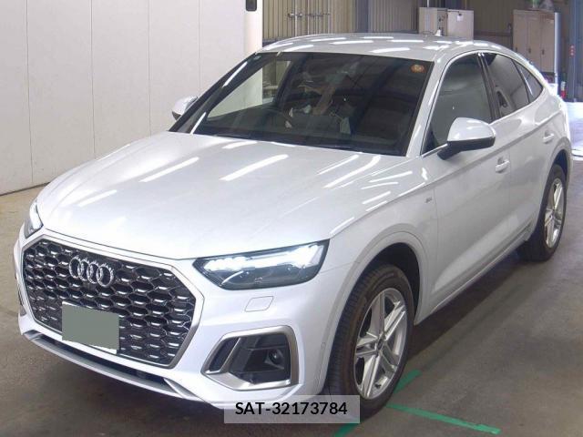 Audi Q5 2021-11 8009127-3