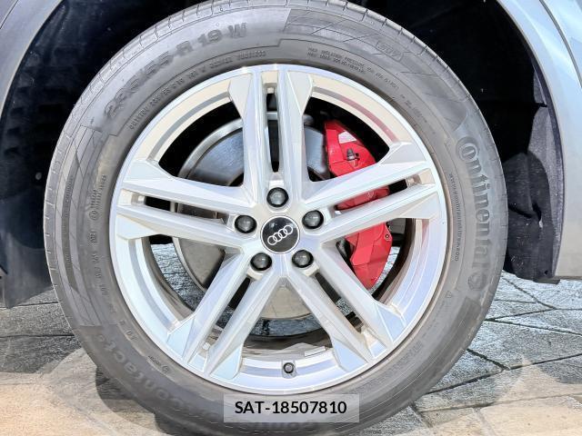 Audi Q5 2021-10 8010954-8