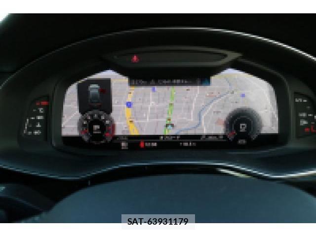 Audi Q8 2019-09 8010960-13
