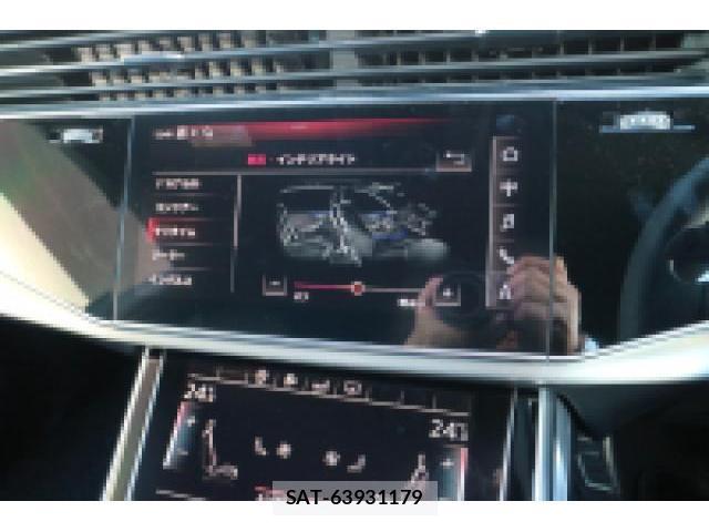 Audi Q8 2019-09 8010960-14
