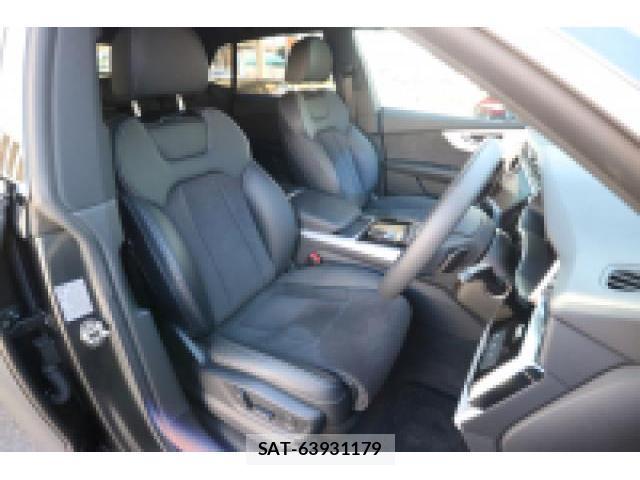 Audi Q8 2019-09 8010960-8