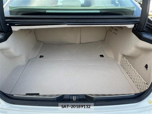 Maserati QUATTROPORTE 2014-09 8004683-18