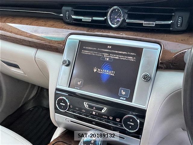 Maserati QUATTROPORTE 2014-09 8004683-4