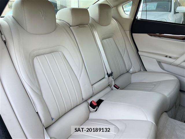 Maserati QUATTROPORTE 2014-09 8004683-6