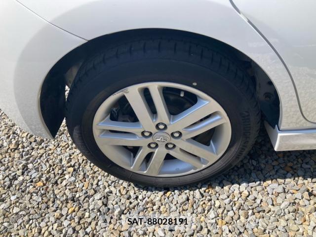 Toyota RACTIS 2011-10 8007906-3