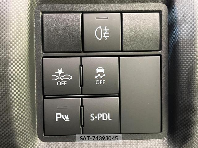Toyota RAIZE 2022-03 8003123-4