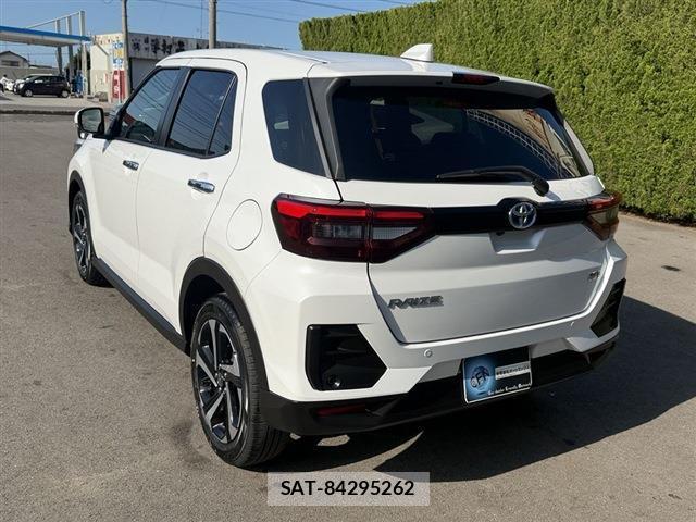 Toyota RAIZE 2025-06 8010878-9