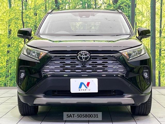 Toyota RAV4 2023-09 8003418-13
