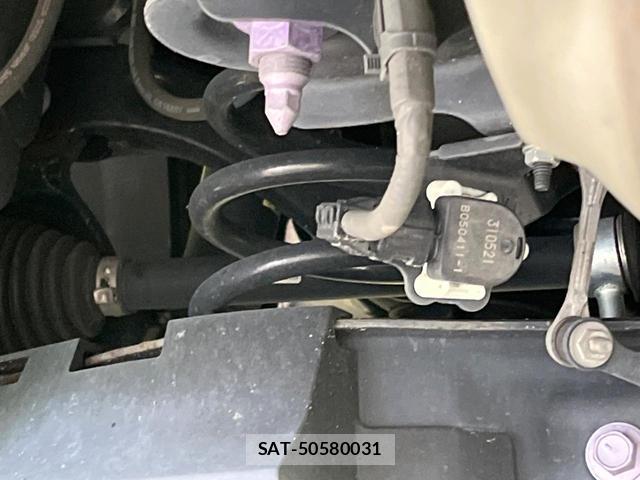 Toyota RAV4 2023-09 8003418-19