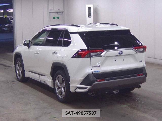 Toyota RAV4 2021-10 8003740-1